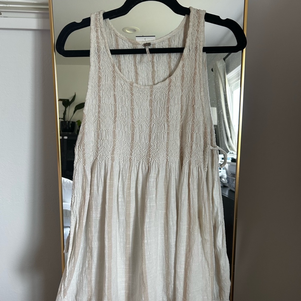 Free People White Sleeveless Smocked Tie-Side Cover Up - Picture 3 of 5